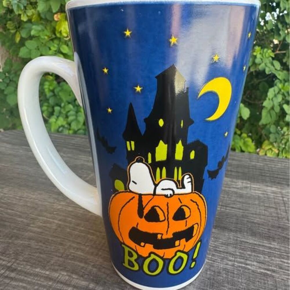 Snoopy Halloween Coffee Mug by Gibson